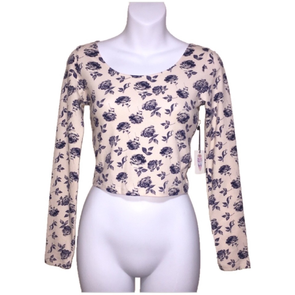 F21 long sleeves crop top blue flower print